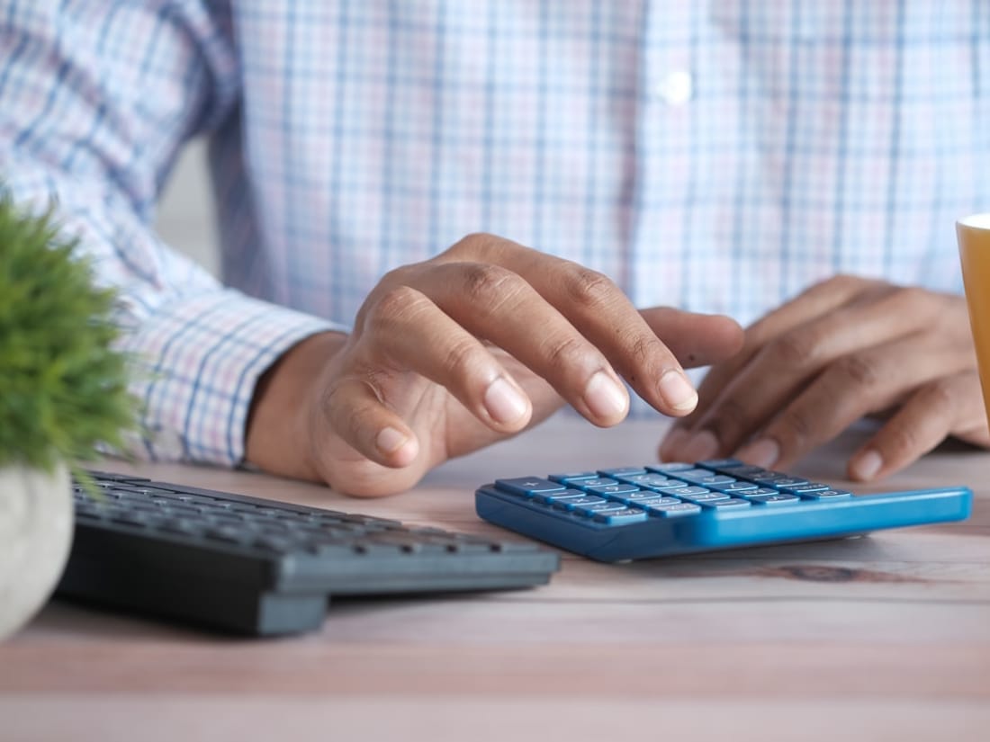 Working out courier delivery costs on a calculator